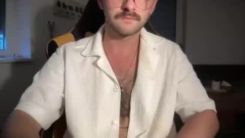 love bush online show from 07/22/26, 06:32