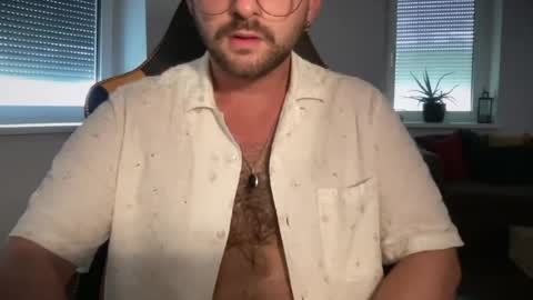 love bush online show from 08/03/26, 04:55
