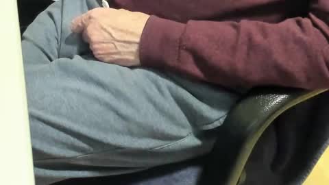 Snapshot of paultje7171 chatting on 02/15/25, 06:23 Paul online show from 02/15/25, 06:23