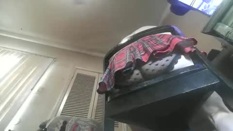 Snapshot of paulvert chatting on 01/12/26, 10:15 Paulvert online show from 01/12/26, 10:15