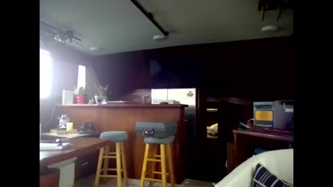 Snapshot of pavonesplash chatting on 03/03/26, 09:10 Pavone splash online show from 03/03/26, 09:10