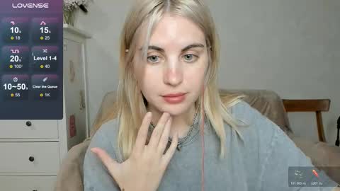 Allisses online show from 10/27/25, 11:47