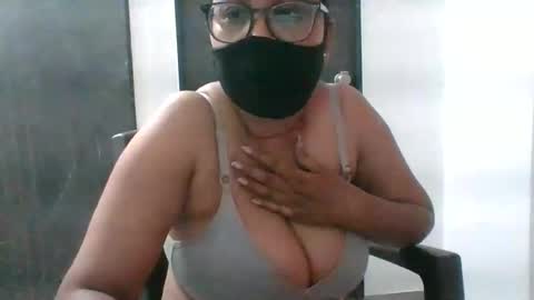 Snapshot of payal_sing chatting on 06/27/26, 01:17 Payal online show from 06/27/26, 01:17
