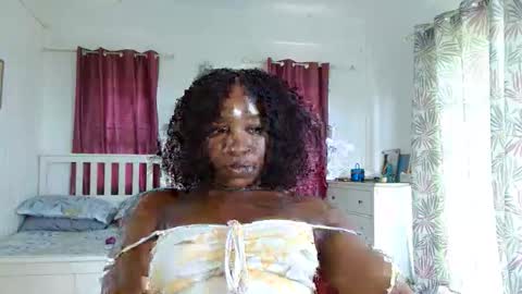 Snapshot of paytann chatting on 09/29/25, 03:06 paytaan online show from 09/29/25, 03:06