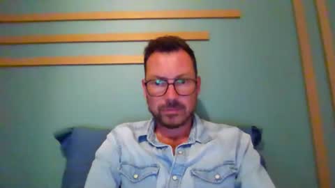 Snapshot of pchittt chatting on 06/09/26, 08:20 pchittt online show from 06/09/26, 08:20