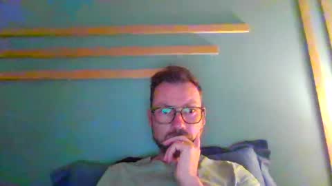 Snapshot of pchittt chatting on 06/10/26, 11:31 pchittt online show from 06/10/26, 11:31