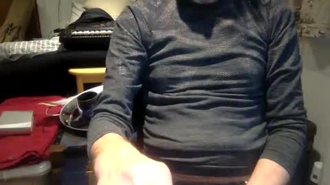 Snapshot of pea23 chatting on 01/18/25, 04:10 pea23 online show from 01/18/25, 04:10