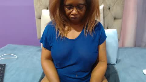 Snapshot of peachassxx chatting on 07/09/26, 06:17 peachy online show from 07/09/26, 06:17