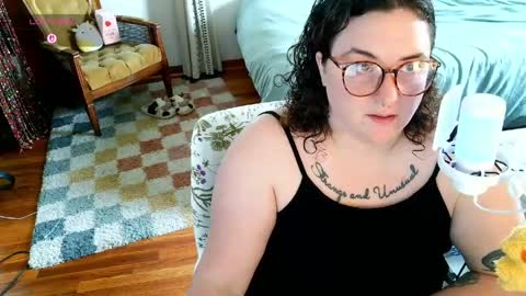 Peach Bandit online show from 04/01/26, 03:09