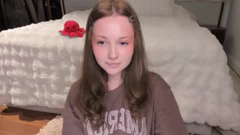 Lili online show from 03/04/26, 07:36