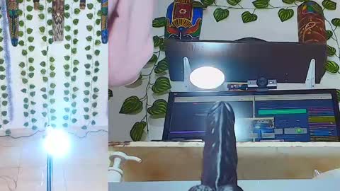 Snapshot of peachy__baby chatting on 05/05/26, 11:18 peachy__baby online show from 05/05/26, 11:18