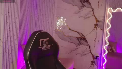 peachy_tay online show from 03/20/26, 11:37