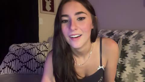 Snapshot of peachyflowers chatting on 02/11/25, 05:58 Olivia online show from 02/11/25, 05:58