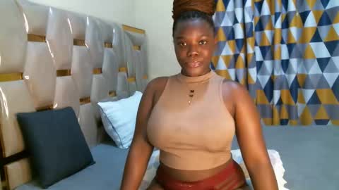 Snapshot of peachygirl255 chatting on 10/05/25, 12:58 Peachy online show from 10/05/25, 12:58