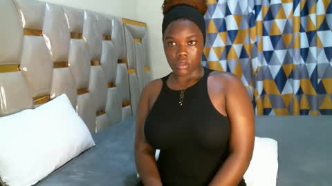 Snapshot of peachygirl255 chatting on 10/29/25, 07:54 Peachy online show from 10/29/25, 07:54