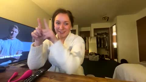 PeachyObsession online show from 02/01/26, 05:17