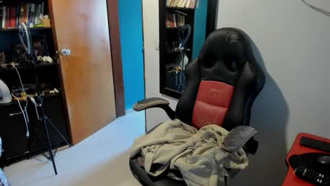 Tangerine Penaut online show from 09/09/25, 06:07