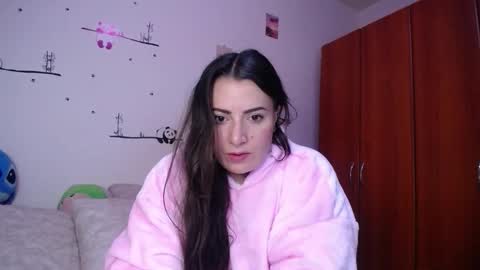 Pearl online show from 09/27/25, 07:19