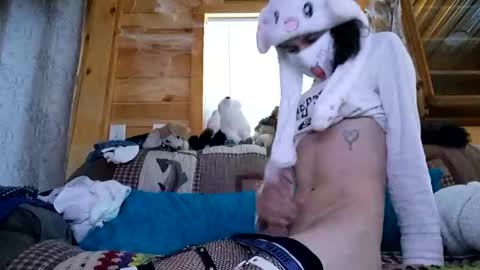 Pearl online show from 12/06/24, 01:00