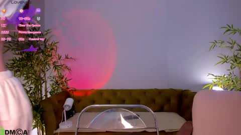 Snapshot of pearl_bloom chatting on 05/27/26, 01:13 Sex Leah online show from 05/27/26, 01:13