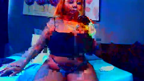 Snapshot of pearlblu38 chatting on 02/12/25, 11:29 Pearl online show from 02/12/25, 11:29