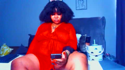 Snapshot of pearlblu38 chatting on 10/02/25, 08:54 Pearl online show from 10/02/25, 08:54