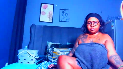 Pearl online show from 02/21/26, 07:04