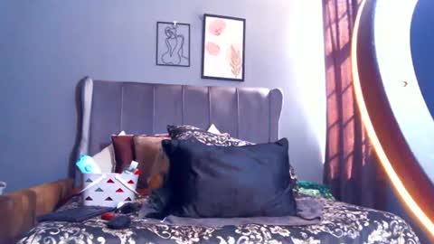 Pearl online show from 07/21/26, 08:27