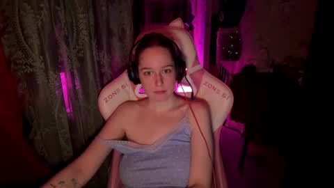 Snapshot of pearlprincess_ chatting on 06/22/26, 01:07 Adelina online show from 06/22/26, 01:07