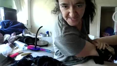 pebblezmeowkitty online show from 05/08/26, 10:37