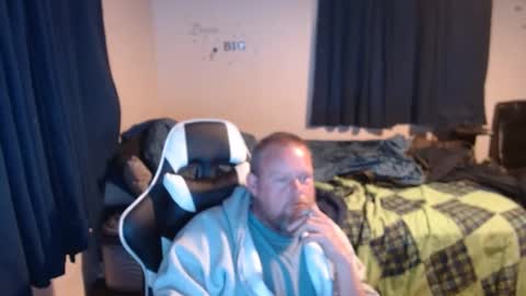 pecker40 online show from 01/11/25, 10:18