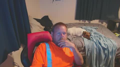 pecker40 online show from 10/09/25, 12:08