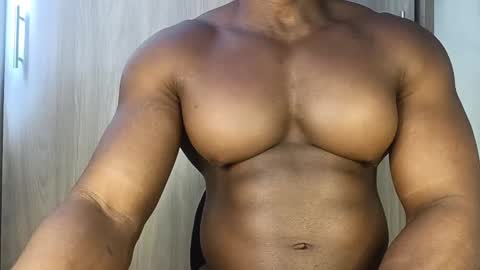 pecsblack888 online show from 11/10/25, 08:41