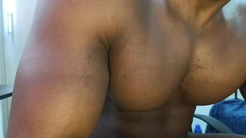 pecsblack888 online show from 04/20/26, 07:04