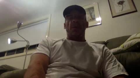 Snapshot of pedro________8 chatting on 12/19/24, 09:51 pedro________8 online show from 12/19/24, 09:51
