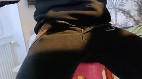 Snapshot of pedroserrano2000 chatting on 12/10/24, 09:23 PedrOO OO online show from 12/10/24, 09:23