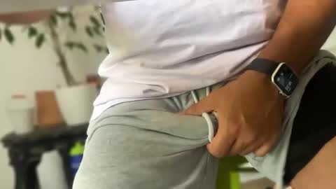 Snapshot of pedroserrano2000 chatting on 09/09/25, 04:28 PedrOO OO online show from 09/09/25, 04:28