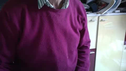 Snapshot of pegaso1000 chatting on 12/18/24, 02:17 pegaso1000 online show from 12/18/24, 02:17