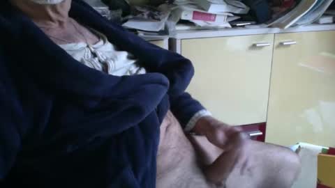 Snapshot of pegaso1000 chatting on 01/17/25, 02:28 pegaso1000 online show from 01/17/25, 02:28