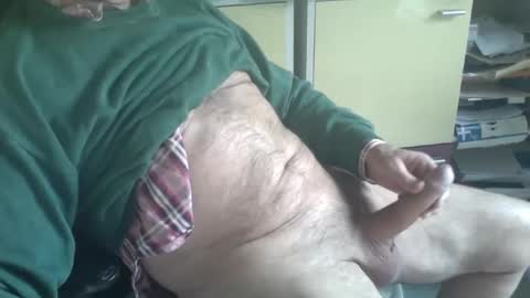 Snapshot of pegaso1000 chatting on 02/24/25, 10:26 pegaso1000 online show from 02/24/25, 10:26