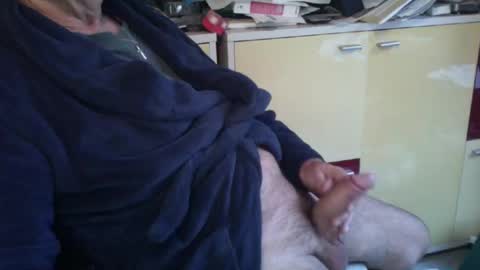 Snapshot of pegaso1000 chatting on 10/03/25, 08:00 pegaso1000 online show from 10/03/25, 08:00