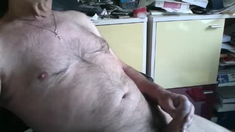 Snapshot of pegaso1000 chatting on 05/14/26, 08:10 pegaso1000 online show from 05/14/26, 08:10