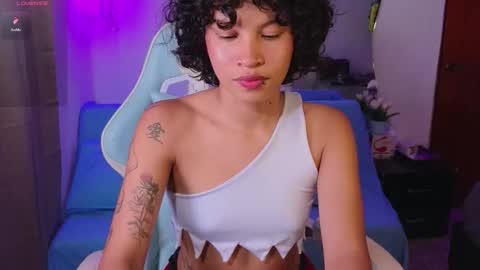 peggy-funn online show from 12/03/25, 01:13