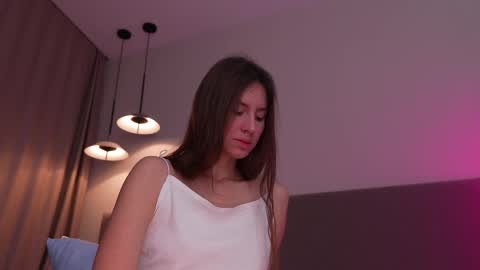 Pelagy Show time 2-10 pm Dubai time zone online show from 02/12/26, 04:18