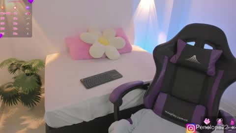 Nana online show from 04/03/26, 07:06