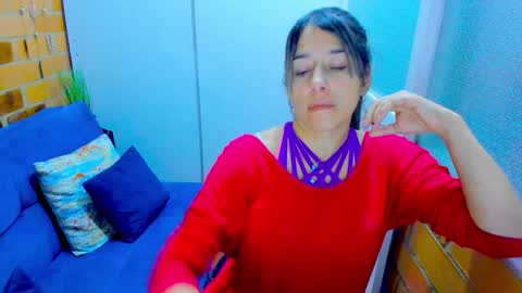 Snapshot of penelope47 chatting on 01/16/25, 10:02 Penelope online show from 01/16/25, 10:02