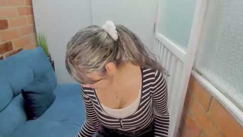 Penelope online show from 11/22/25, 07:02