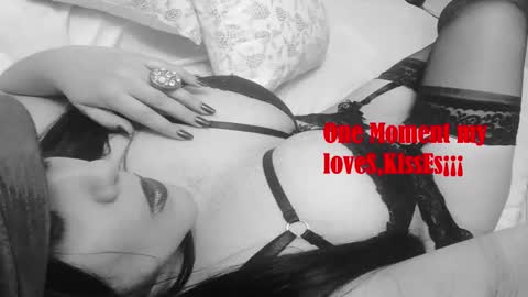 Snapshot of penelope_moretti chatting on 01/23/25, 11:36 Penelope online show from 01/23/25, 11:36