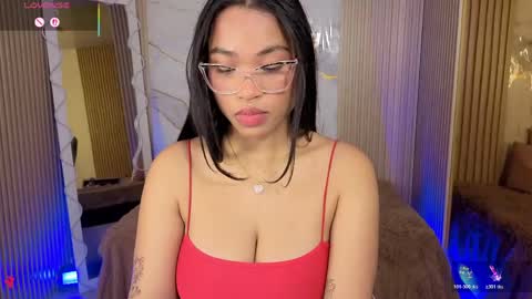 Snapshot of penelope_tay chatting on 04/23/26, 03:19 penelope online show from 04/23/26, 03:19
