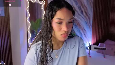 Snapshot of penelope_tay chatting on 05/09/26, 03:01 penelope online show from 05/09/26, 03:01